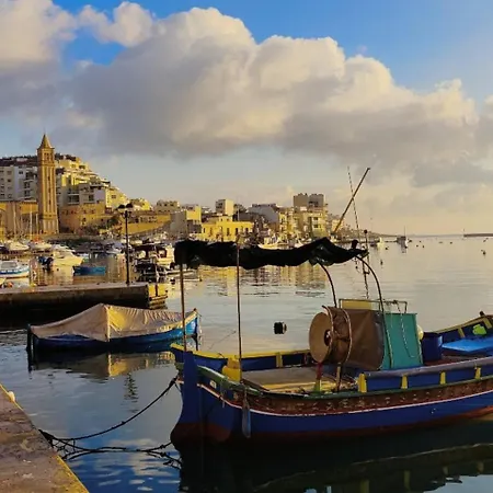 Peaceful Haven With Stunning Views Close To Sea Apartamento Marsaskala