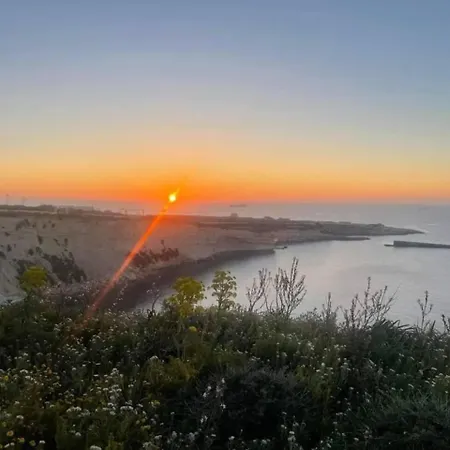 Apartmán Peaceful Haven With Stunning Views Close To Sea *