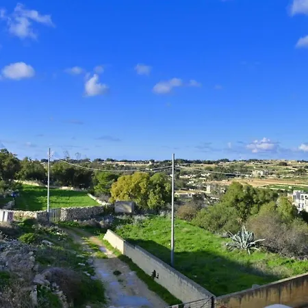 Peaceful Haven With Stunning Views Close To Sea
