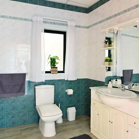 Peaceful Haven With Stunning Views Close To Sea Marsaskala